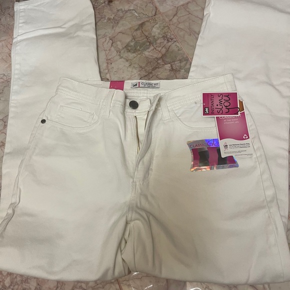 Lee Denim - 💕Host Pick 💕Lee Classic for jeans NWOT